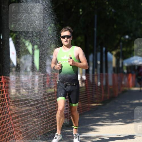 07.09.2025 - 19. Norderstedt Triathlon Michael Strokosch http://msf.ph/oto/8804071 07.09.2025 14:56:41 Laufen 991, 1007 meine-sportfotos.de