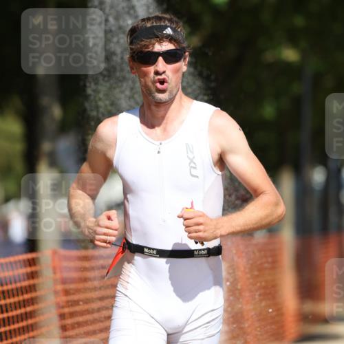 07.09.2025 - 19. Norderstedt Triathlon Michael Strokosch http://msf.ph/oto/8804074 07.09.2025 12:35:43 Laufen 140, 697, 737, 1220 meine-sportfotos.de