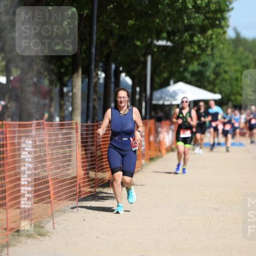 07.09.2025 - 19. Norderstedt Triathlon Michael Strokosch http://msf.ph/oto/8804139 07.09.2025 12:35:56 Laufen 1242 meine-sportfotos.de