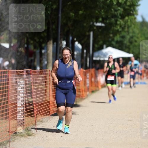 07.09.2025 - 19. Norderstedt Triathlon Michael Strokosch http://msf.ph/oto/8804151 07.09.2025 12:35:57 Laufen 1242, 1258 meine-sportfotos.de