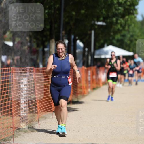 07.09.2025 - 19. Norderstedt Triathlon Michael Strokosch http://msf.ph/oto/8804157 07.09.2025 12:35:58 Laufen 1242, 1258 meine-sportfotos.de
