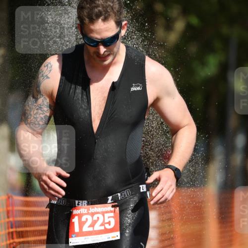 07.09.2025 - 19. Norderstedt Triathlon Michael Strokosch http://msf.ph/oto/8804158 07.09.2025 12:05:52 Laufen 201, 237, 815, 862, 1225, 1265, 1372 meine-sportfotos.de