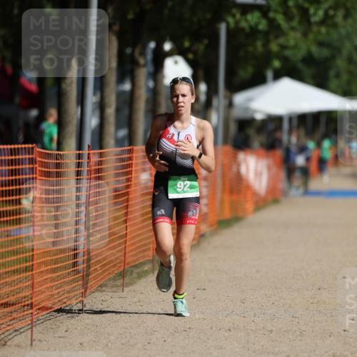07.09.2025 - 19. Norderstedt Triathlon Michael Strokosch http://msf.ph/oto/8804187 07.09.2025 11:03:57 Laufen 92 meine-sportfotos.de