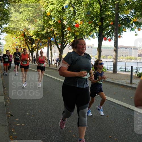 07.09.2025 - BARMER Alsterlauf Yannick Fuchs http://msf.ph/oto/8804189 07.09.2025 11:52:27 Laufen 8097, 8474 meine-sportfotos.de
