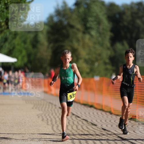 07.09.2025 - 19. Norderstedt Triathlon Michael Strokosch http://msf.ph/oto/8804192 07.09.2025 09:43:46 Laufen 568, 572 meine-sportfotos.de
