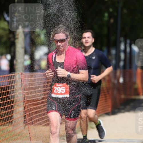 07.09.2025 - 19. Norderstedt Triathlon Michael Strokosch http://msf.ph/oto/8804205 07.09.2025 13:14:00 Laufen 171, 177, 295, 1376 meine-sportfotos.de