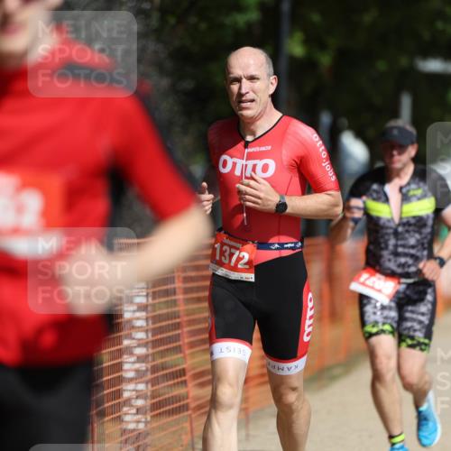 07.09.2025 - 19. Norderstedt Triathlon Michael Strokosch http://msf.ph/oto/8804215 07.09.2025 12:05:58 Laufen 822, 862, 1265, 1372 meine-sportfotos.de