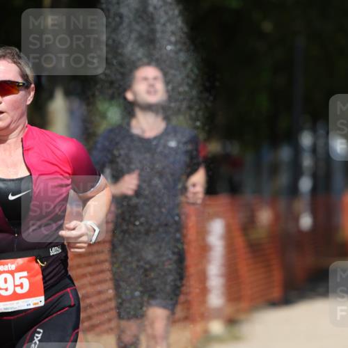 07.09.2025 - 19. Norderstedt Triathlon Michael Strokosch http://msf.ph/oto/8804231 07.09.2025 13:14:01 Laufen 171, 177, 295, 351, 1376 meine-sportfotos.de
