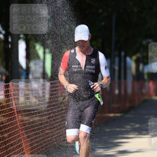 07.09.2025 - 19. Norderstedt Triathlon Michael Strokosch http://msf.ph/oto/8804257 07.09.2025 14:57:00 Laufen 971 meine-sportfotos.de