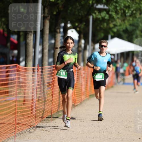 07.09.2025 - 19. Norderstedt Triathlon Michael Strokosch http://msf.ph/oto/8804300 07.09.2025 11:04:31 Laufen 110, 650 meine-sportfotos.de