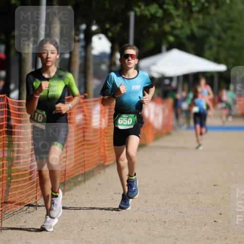 07.09.2025 - 19. Norderstedt Triathlon Michael Strokosch http://msf.ph/oto/8804311 07.09.2025 11:04:33 Laufen 110, 650 meine-sportfotos.de