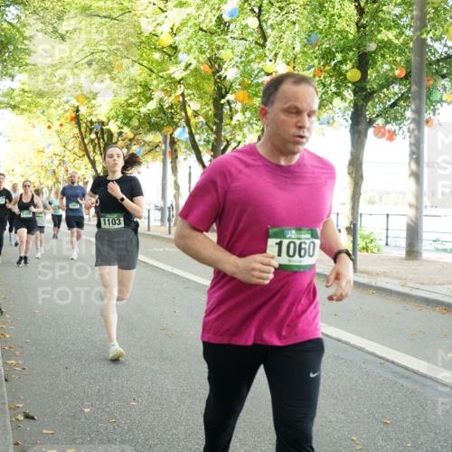 07.09.2025 - BARMER Alsterlauf Yannick Fuchs http://msf.ph/oto/8804318 07.09.2025 11:52:33 Laufen 1109, 105, 1067, 1103, 1060 meine-sportfotos.de