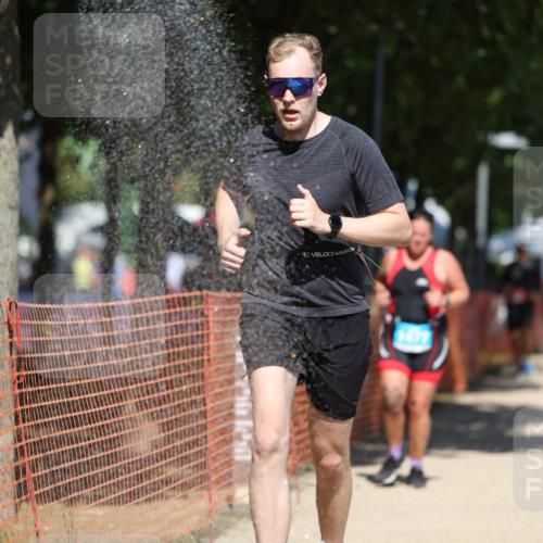 07.09.2025 - 19. Norderstedt Triathlon Michael Strokosch http://msf.ph/oto/8804329 07.09.2025 13:14:08 Laufen 177, 351, 1376, 1477 meine-sportfotos.de