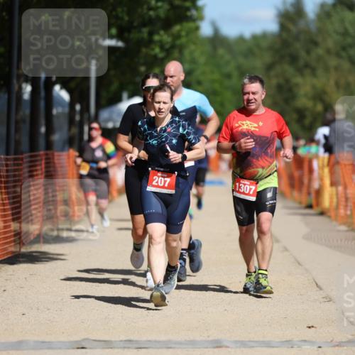 07.09.2025 - 19. Norderstedt Triathlon Michael Strokosch http://msf.ph/oto/8804330 07.09.2025 12:36:10 Laufen 190, 207, 282, 860, 1267, 1307, 1319 meine-sportfotos.de