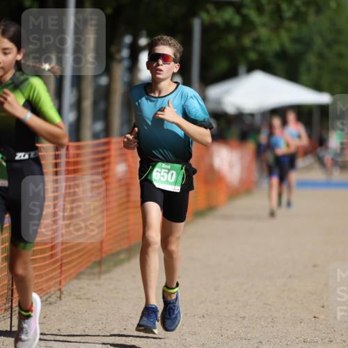 07.09.2025 - 19. Norderstedt Triathlon Michael Strokosch http://msf.ph/oto/8804353 07.09.2025 11:04:34 Laufen 110, 650 meine-sportfotos.de