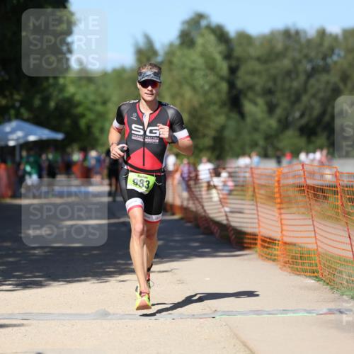 07.09.2025 - 19. Norderstedt Triathlon Michael Strokosch http://msf.ph/oto/8804367 07.09.2025 14:57:22 Laufen 983 meine-sportfotos.de