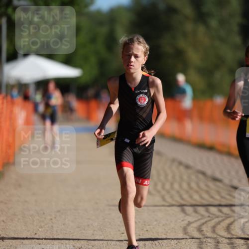 07.09.2025 - 19. Norderstedt Triathlon Michael Strokosch http://msf.ph/oto/8804371 07.09.2025 09:44:01 Laufen 563, 586, 587, 613 meine-sportfotos.de
