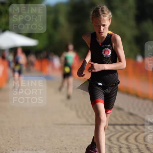 07.09.2025 - 19. Norderstedt Triathlon Michael Strokosch http://msf.ph/oto/8804385 07.09.2025 09:44:02 Laufen 563, 586, 587, 613 meine-sportfotos.de