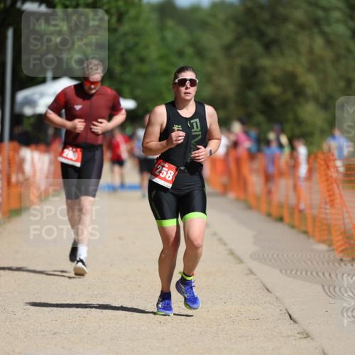 07.09.2025 - 19. Norderstedt Triathlon Michael Strokosch http://msf.ph/oto/8804400 07.09.2025 12:06:21 Laufen 280, 1258 meine-sportfotos.de