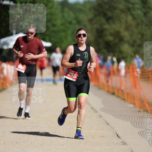 07.09.2025 - 19. Norderstedt Triathlon Michael Strokosch http://msf.ph/oto/8804411 07.09.2025 12:06:21 Laufen 280, 1258 meine-sportfotos.de