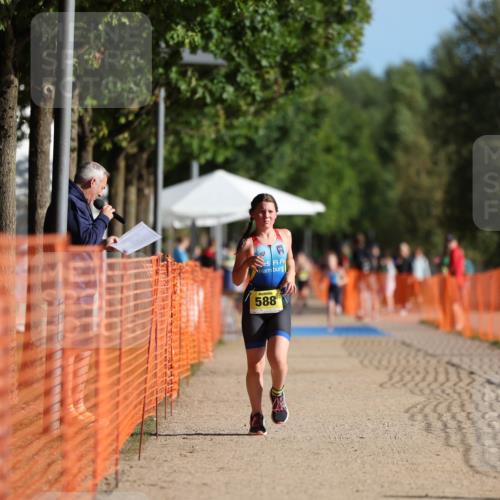 07.09.2025 - 19. Norderstedt Triathlon Michael Strokosch http://msf.ph/oto/8804464 07.09.2025 09:44:07 Laufen 586, 587, 588, 613 meine-sportfotos.de