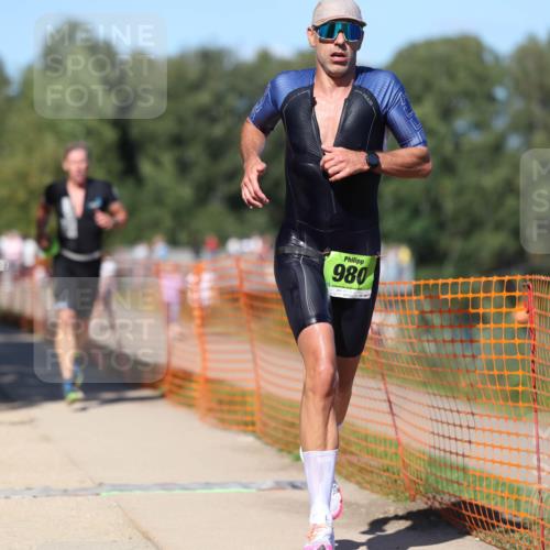 07.09.2025 - 19. Norderstedt Triathlon Michael Strokosch http://msf.ph/oto/8804492 07.09.2025 14:57:32 Laufen 980, 989, 1004 meine-sportfotos.de