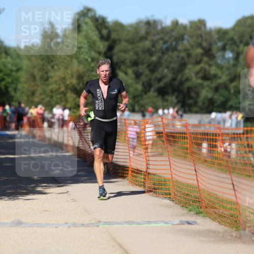 07.09.2025 - 19. Norderstedt Triathlon Michael Strokosch http://msf.ph/oto/8804499 07.09.2025 14:57:33 Laufen 980, 989, 1004 meine-sportfotos.de