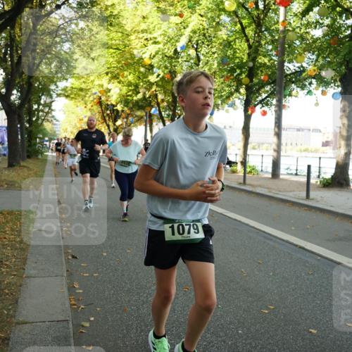 07.09.2025 - BARMER Alsterlauf Yannick Fuchs http://msf.ph/oto/8804501 07.09.2025 11:52:41 Laufen 1079 meine-sportfotos.de