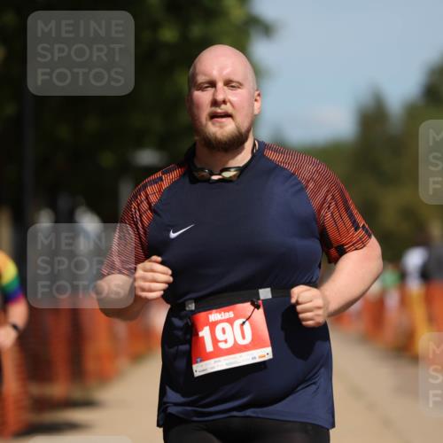 07.09.2025 - 19. Norderstedt Triathlon Michael Strokosch http://msf.ph/oto/8804513 07.09.2025 12:36:20 Laufen 190, 293, 860, 1161, 1267 meine-sportfotos.de
