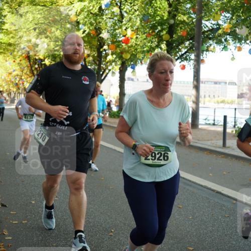 07.09.2025 - BARMER Alsterlauf Yannick Fuchs http://msf.ph/oto/8804557 07.09.2025 11:52:43 Laufen 8134, 1210, 3, 96, 2926, 2927 meine-sportfotos.de