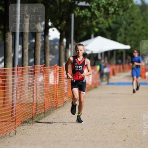 07.09.2025 - 19. Norderstedt Triathlon Michael Strokosch http://msf.ph/oto/8804573 07.09.2025 11:05:12 Laufen 107 meine-sportfotos.de