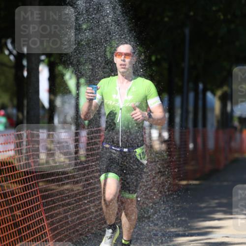 07.09.2025 - 19. Norderstedt Triathlon Michael Strokosch http://msf.ph/oto/8804577 07.09.2025 14:57:37 Laufen 989, 1004 meine-sportfotos.de