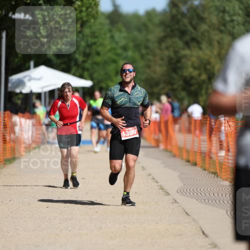 07.09.2025 - 19. Norderstedt Triathlon Michael Strokosch http://msf.ph/oto/8804621 07.09.2025 12:06:36 Laufen 801, 1229, 1395 meine-sportfotos.de
