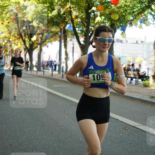07.09.2025 - BARMER Alsterlauf Yannick Fuchs http://msf.ph/oto/8804632 07.09.2025 11:52:47 Laufen 36, 1, 109 meine-sportfotos.de