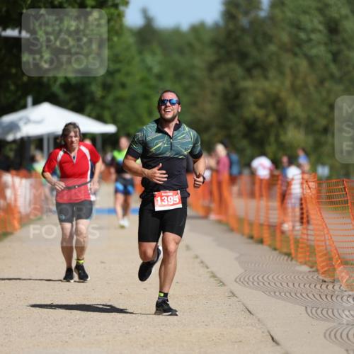 07.09.2025 - 19. Norderstedt Triathlon Michael Strokosch http://msf.ph/oto/8804642 07.09.2025 12:06:37 Laufen 801, 1229, 1395 meine-sportfotos.de