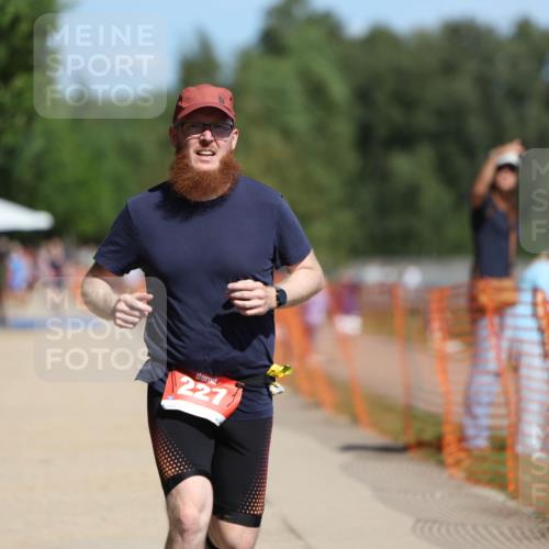 07.09.2025 - 19. Norderstedt Triathlon Michael Strokosch http://msf.ph/oto/8804666 07.09.2025 12:36:31 Laufen 227 meine-sportfotos.de