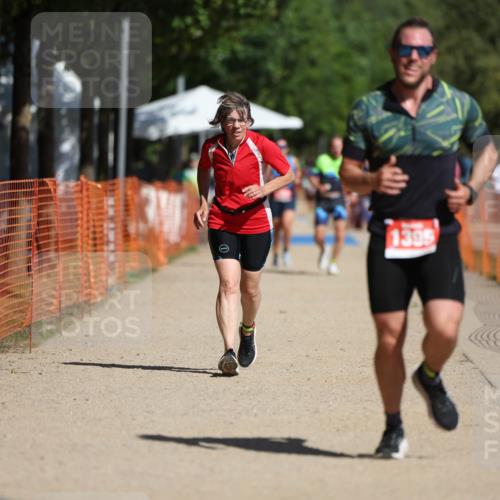 07.09.2025 - 19. Norderstedt Triathlon Michael Strokosch http://msf.ph/oto/8804672 07.09.2025 12:06:39 Laufen 801, 1229, 1395 meine-sportfotos.de
