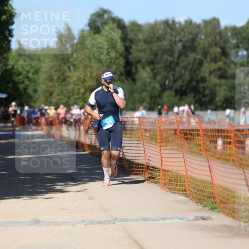 07.09.2025 - 19. Norderstedt Triathlon Michael Strokosch http://msf.ph/oto/8804695 07.09.2025 14:57:57 Laufen 364 meine-sportfotos.de