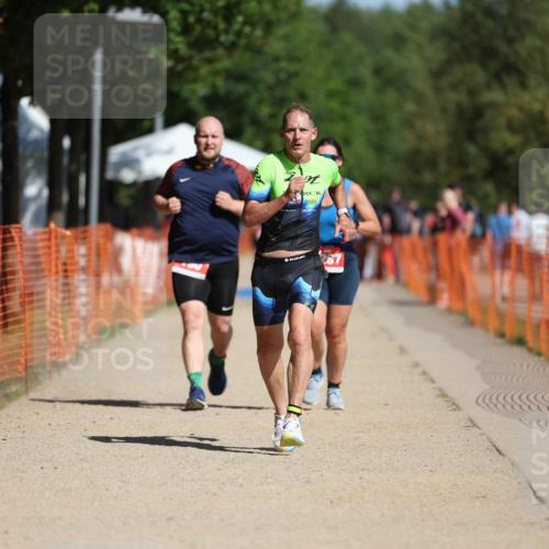 07.09.2025 - 19. Norderstedt Triathlon Michael Strokosch http://msf.ph/oto/8804714 07.09.2025 12:06:48 Laufen 190, 771, 1267 meine-sportfotos.de