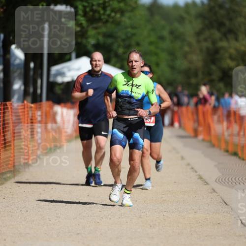 07.09.2025 - 19. Norderstedt Triathlon Michael Strokosch http://msf.ph/oto/8804723 07.09.2025 12:06:48 Laufen 190, 771, 1267 meine-sportfotos.de