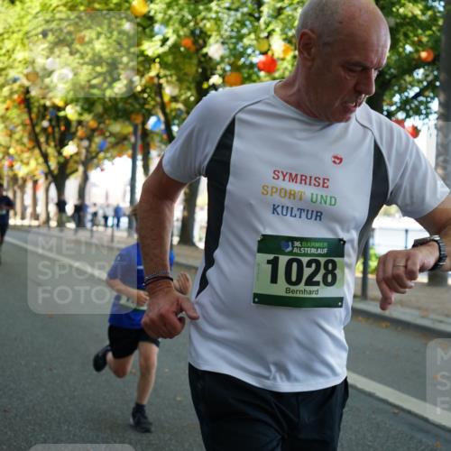 07.09.2025 - BARMER Alsterlauf Yannick Fuchs http://msf.ph/oto/8804767 07.09.2025 11:52:53 Laufen 36, 1028 meine-sportfotos.de