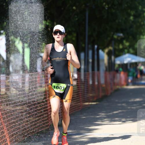 07.09.2025 - 19. Norderstedt Triathlon Michael Strokosch http://msf.ph/oto/8804793 07.09.2025 14:58:17 Laufen 1001, 1037 meine-sportfotos.de