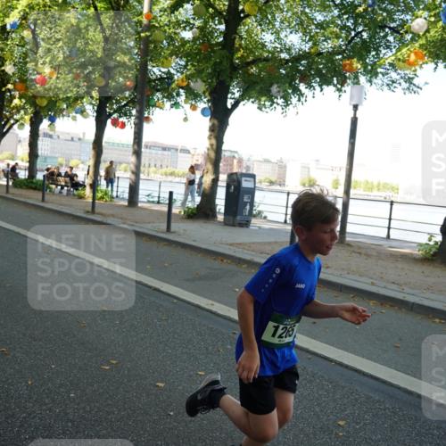 07.09.2025 - BARMER Alsterlauf Yannick Fuchs http://msf.ph/oto/8804798 07.09.2025 11:52:54 Laufen 1265 meine-sportfotos.de