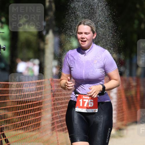 07.09.2025 - 19. Norderstedt Triathlon Michael Strokosch http://msf.ph/oto/8804825 07.09.2025 13:14:48 Laufen 176, 1382 meine-sportfotos.de