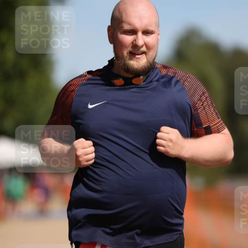 07.09.2025 - 19. Norderstedt Triathlon Michael Strokosch http://msf.ph/oto/8804865 07.09.2025 12:06:55 Laufen 190, 771, 1267 meine-sportfotos.de
