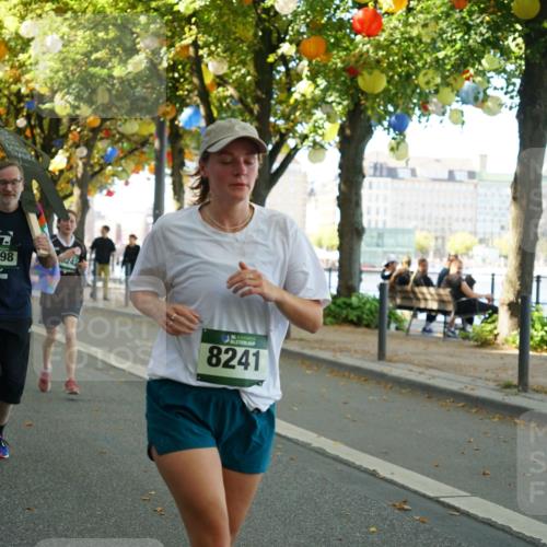 07.09.2025 - BARMER Alsterlauf Yannick Fuchs http://msf.ph/oto/8804874 07.09.2025 11:52:59 Laufen 8198, 242, 36, 8241 meine-sportfotos.de