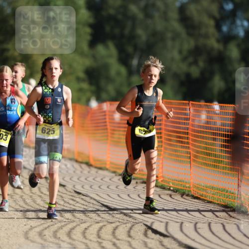 07.09.2025 - 19. Norderstedt Triathlon Michael Strokosch http://msf.ph/oto/8804880 07.09.2025 09:44:37 Laufen 559, 601, 603, 623, 625, 629 meine-sportfotos.de