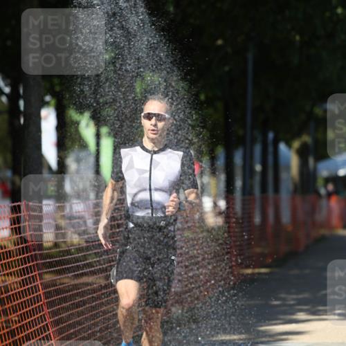 07.09.2025 - 19. Norderstedt Triathlon Michael Strokosch http://msf.ph/oto/8804881 07.09.2025 14:58:26 Laufen 965, 1016, 1037 meine-sportfotos.de