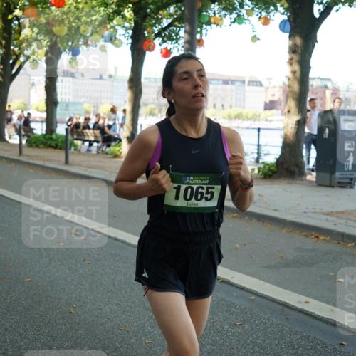 07.09.2025 - BARMER Alsterlauf Yannick Fuchs http://msf.ph/oto/8804926 07.09.2025 11:53:04 Laufen 36, 1065 meine-sportfotos.de