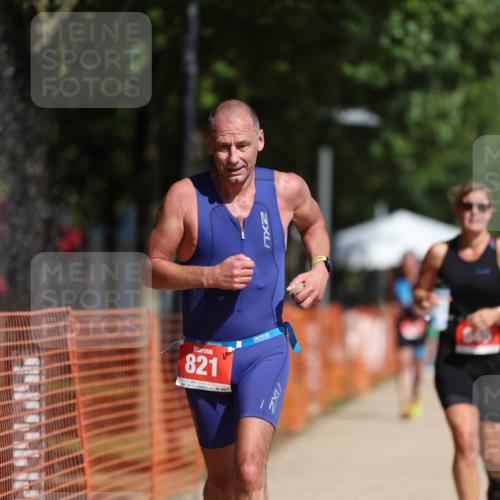 07.09.2025 - 19. Norderstedt Triathlon Michael Strokosch http://msf.ph/oto/8804948 07.09.2025 12:07:13 Laufen 821, 845 meine-sportfotos.de